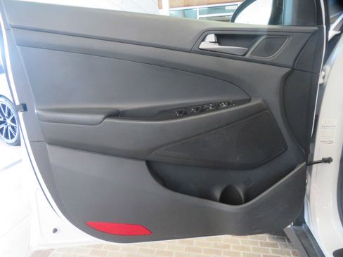 Used 2017 Hyundai Tucson Night AWD/4WD image 13