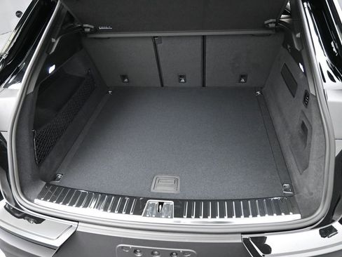 New 2026 Porsche Cayenne S AWD/4WD image 34