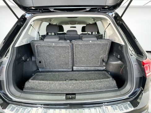 Used 2022 Volkswagen Tiguan S FWD image 17