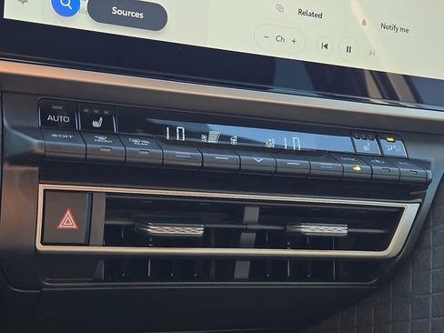 Used 2026 Toyota Camry XLE image 26