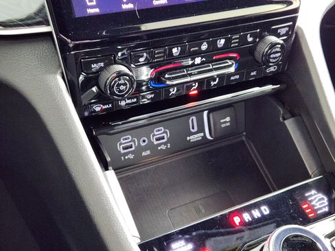 Used 2025 Jeep Grand Cherokee Trailhawk w/ Advanced Protech Group II image 24