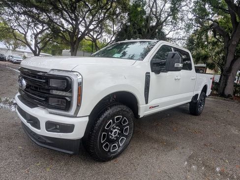 New 2026 Ford F250 Platinum AWD/4WD image 3