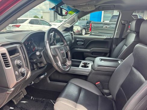 Used 2018 GMC Sierra 1500 SLT w/ All Terrain Package AWD/4WD image 9