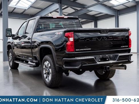 New 2026 Chevrolet Silverado 2500 Custom w/ Custom Value Package AWD/4WD image 20