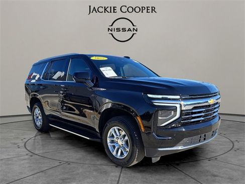 Used 2025 Chevrolet Tahoe LT image 7