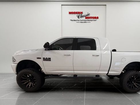 Used 2017 RAM 2500 Big Horn w/ Sport Appearance Group image 4