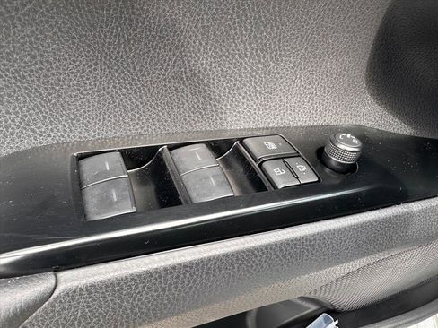 Used 2026 Toyota Camry LE image 15