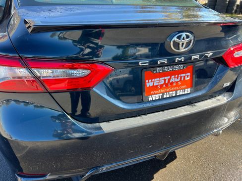Used 2018 Toyota Camry LE image 25