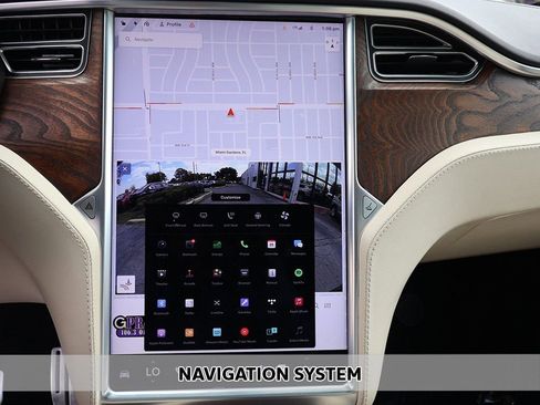 Used 2017 Tesla Model X P100D image 4