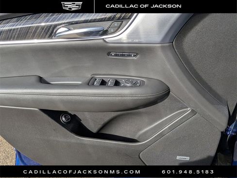 Certified 2024 Cadillac XT6 Premium Luxury w/ Technology Package image 24