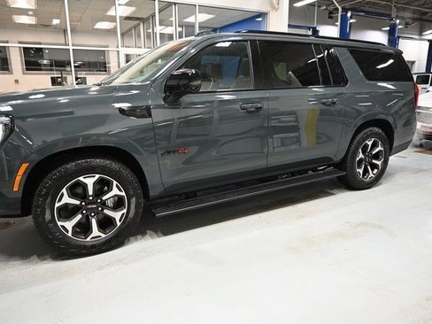 New 2026 GMC Yukon XL AT4 Ultimate w/ LPO, Illumination Package image 8