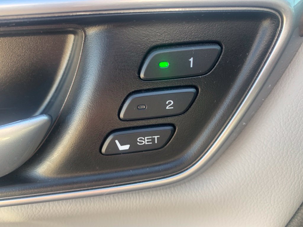 Used 2021 Honda CR-V Touring image 11