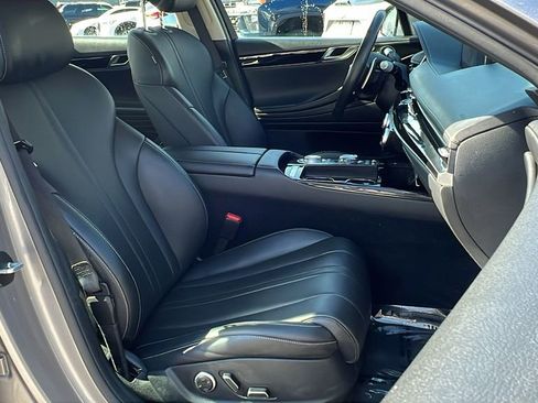 Used 2023 Genesis G80 2.5T image 11