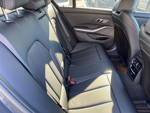 Used 2024 BMW 330i 330i w/ M Sport Package image 28