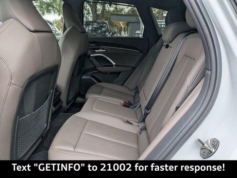 Used 2025 Audi Q5 Premium Plus w/ Premium Plus image 18