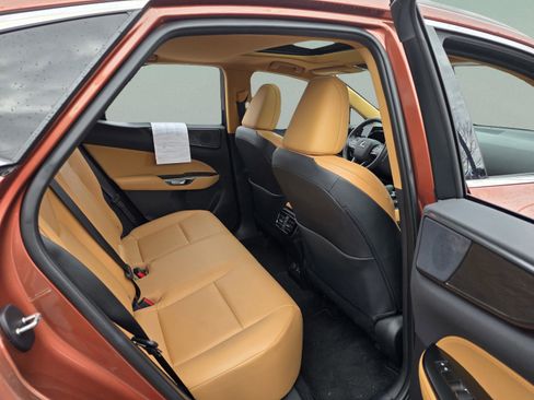 Certified 2025 Lexus NX 350 AWD w/ Premium Package image 17