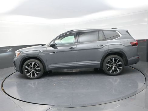 New 2026 Volkswagen Atlas SEL Premium R-Line AWD/4WD image 6