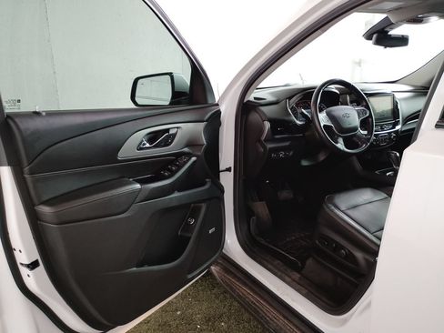 Used 2020 Chevrolet Traverse RS AWD/4WD image 21