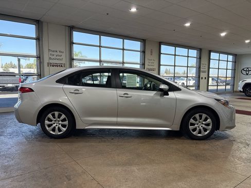Certified 2024 Toyota Corolla LE FWD image 3
