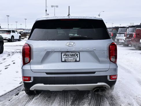 Used 2020 Hyundai Palisade SEL w/ Premium Package image 7