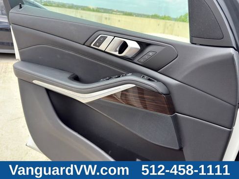 Used 2023 BMW X5 xDrive40i w/ Premium Package AWD/4WD image 25