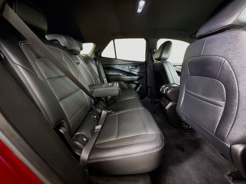 Used 2024 Chevrolet Blazer EV LT AWD/4WD image 28