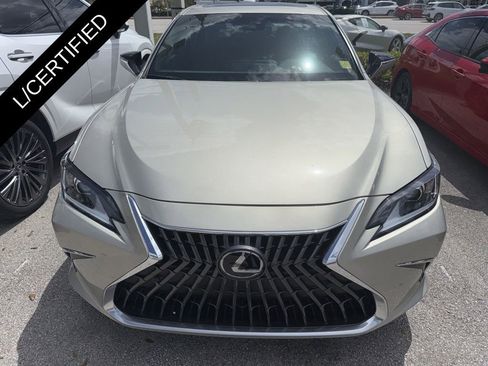 Certified 2025 Lexus ES 350 w/ Premium Package image 3