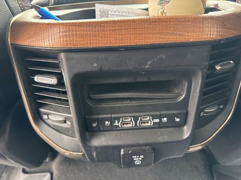 Used 2019 RAM 1500 Limited image 13