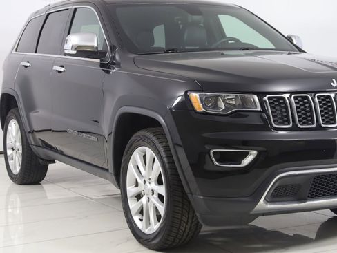 Used 2017 Jeep Grand Cherokee Limited AWD/4WD image 41