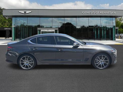 Used 2026 Genesis G70 2.5T RWD image 9