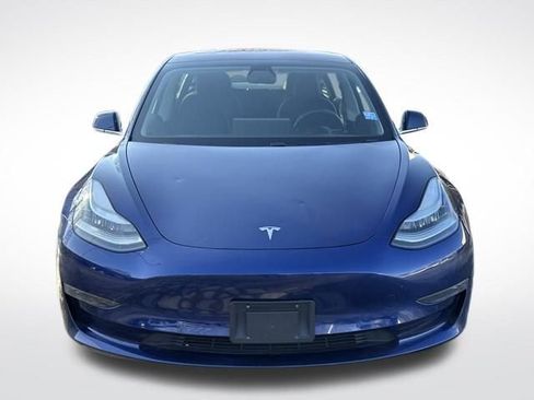 Used 2018 Tesla Model 3 Long Range image 9