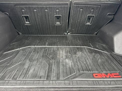 Used 2024 GMC Terrain Denali w/ Black Diamond Edition AWD/4WD image 16