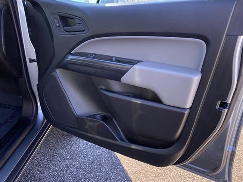 Used 2022 Chevrolet Colorado W/T image 29