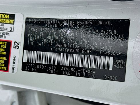 Used 2025 Toyota Camry SE FWD image 12