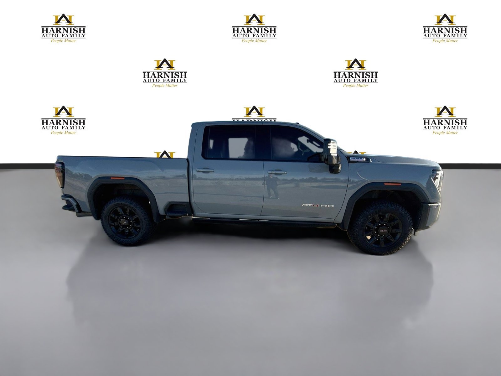 Used 2024 GMC Sierra 2500 AT4 w/ AT4 Premium Plus Package AWD/4WD image 6