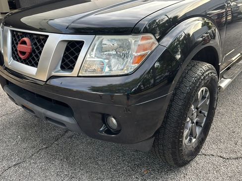 Used 2020 Nissan Frontier PRO-4X w/ Pro-4x Utility Package image 35