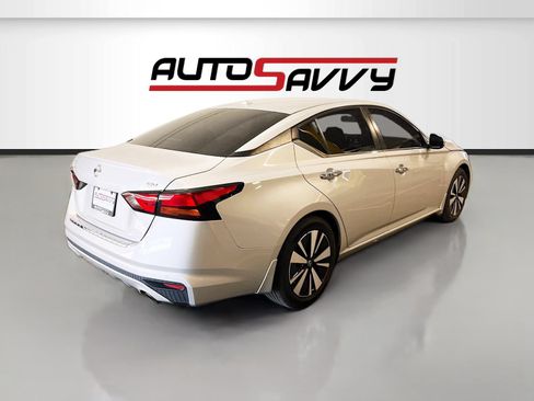 Used 2021 Nissan Altima 2.5 SV w/ SV Premium Package FWD image 7