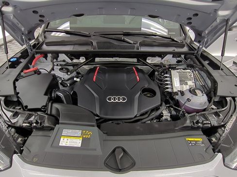 Used 2025 Audi SQ5 Premium Plus AWD/4WD image 27