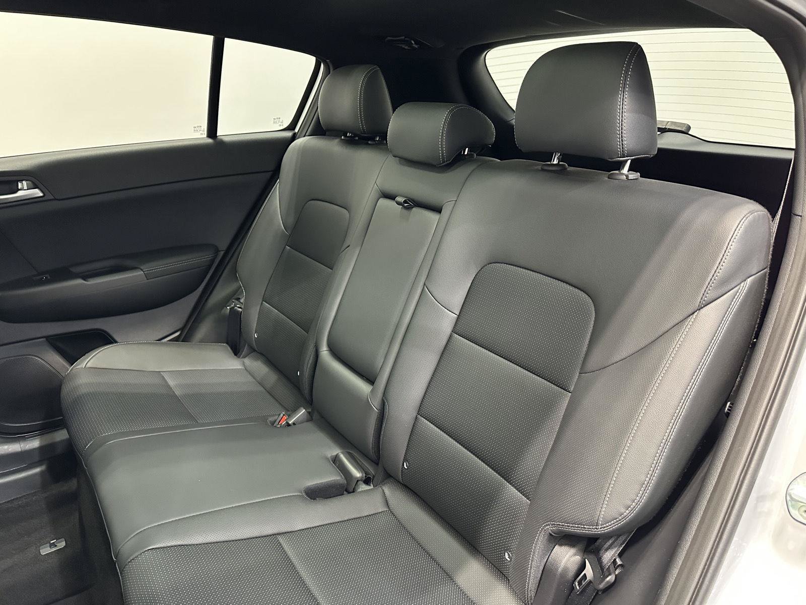 Used 2020 Kia Sportage S w/ S Sunroof Package AWD/4WD image 28