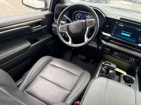Used 2024 Chevrolet Silverado 1500 RST AWD/4WD image 20