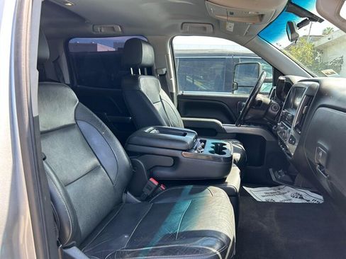 Used 2018 Chevrolet Silverado 1500 LT w/ All Star Edition RWD image 20