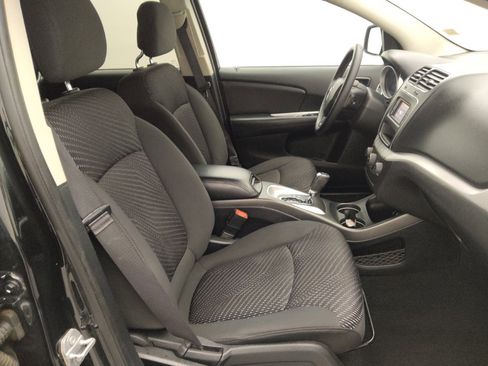 Used 2017 Dodge Journey SXT image 21