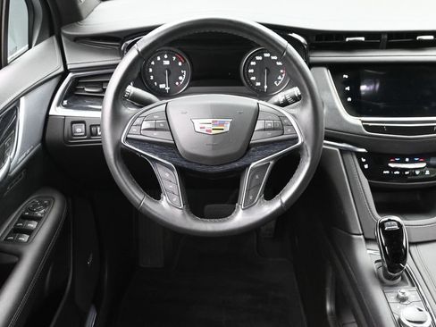 Used 2023 Cadillac XT5 Premium Luxury w/ Technology Package AWD/4WD image 14
