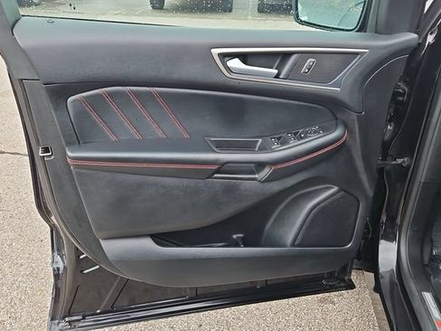Certified 2024 Ford Edge ST-Line AWD/4WD image 24