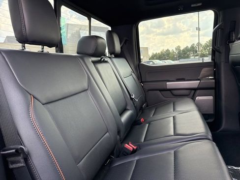 New 2025 Ford F150 Lariat w/ Equipment Group 502A High image 21