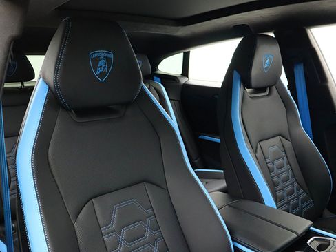 Used 2025 Lamborghini Urus S AWD/4WD image 35