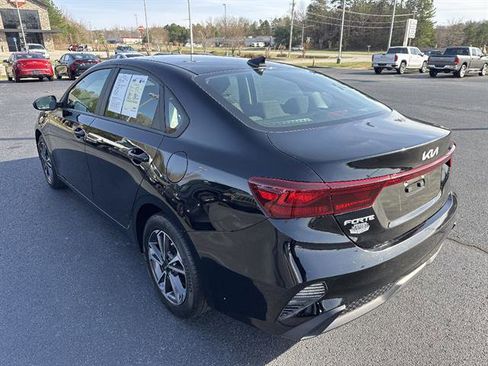 Certified 2024 Kia Forte LXS image 4