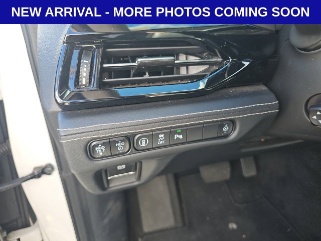 Used 2023 Acura MDX w/ Advance Package AWD/4WD image 12