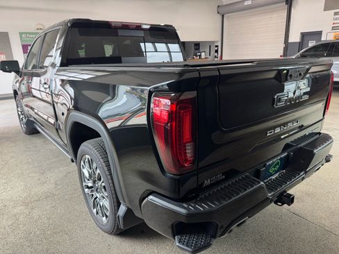Certified 2023 GMC Sierra 1500 Denali Ultimate AWD/4WD image 7