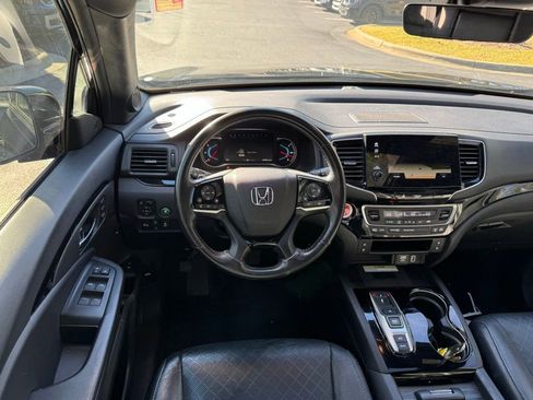 Used 2019 Honda Passport Elite image 2